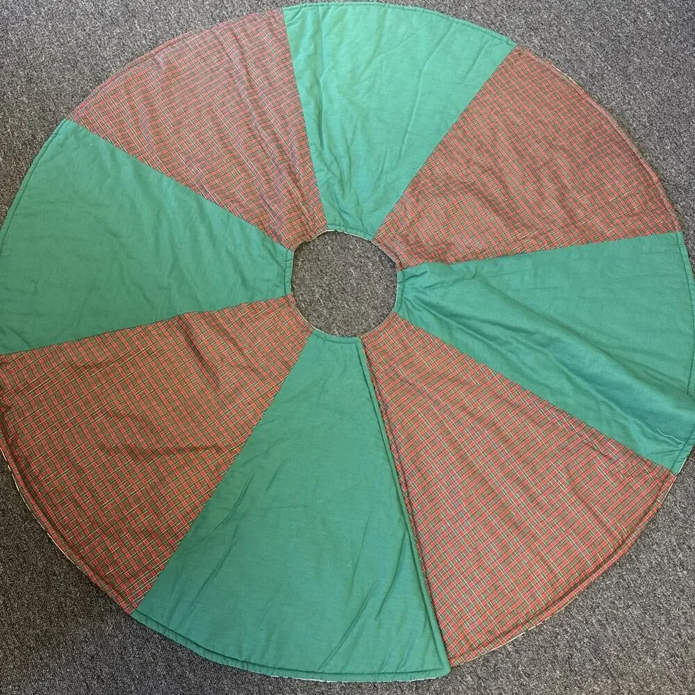 Vintage Handmade Reversible Christmas Tree Skirt 53